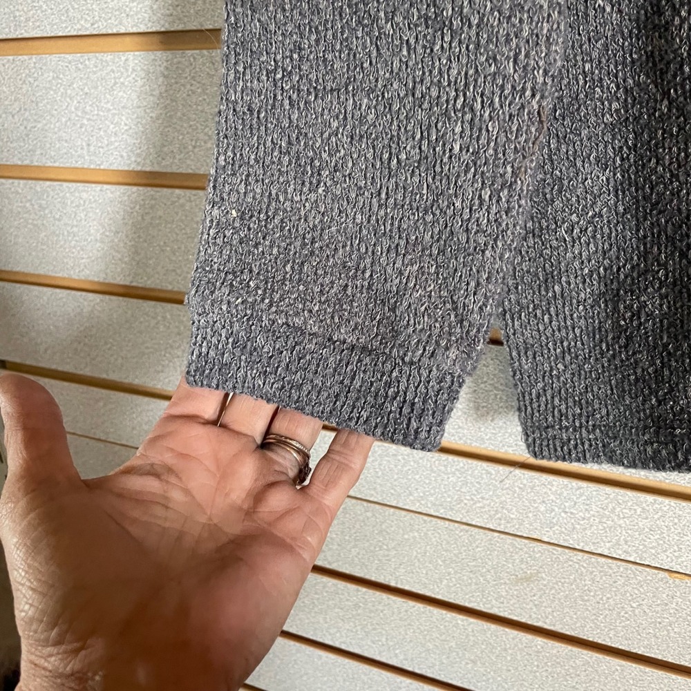 Healthy Yidai Charcoal Gray V Neck Long Sleeve Knit Sweater‎ Size M - Picture 4 of 6